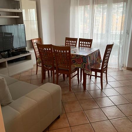 Casa Aurora Apartment Порто Санто Стефано Екстериор снимка